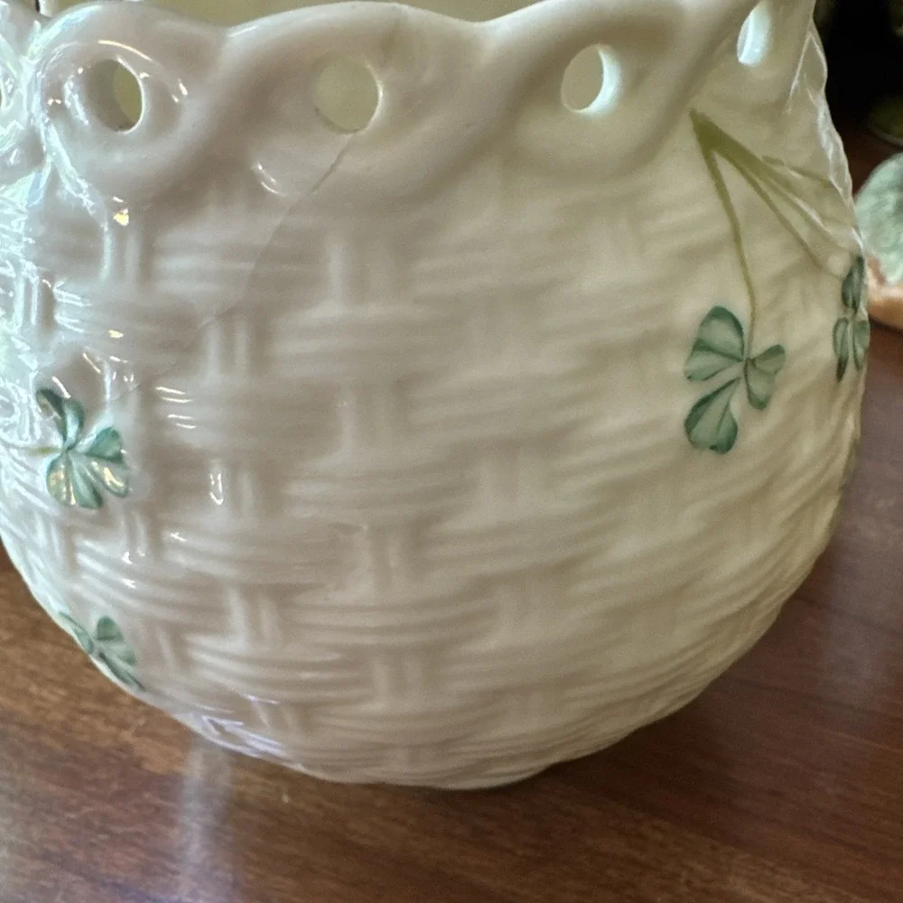 Belleek authentic vintage